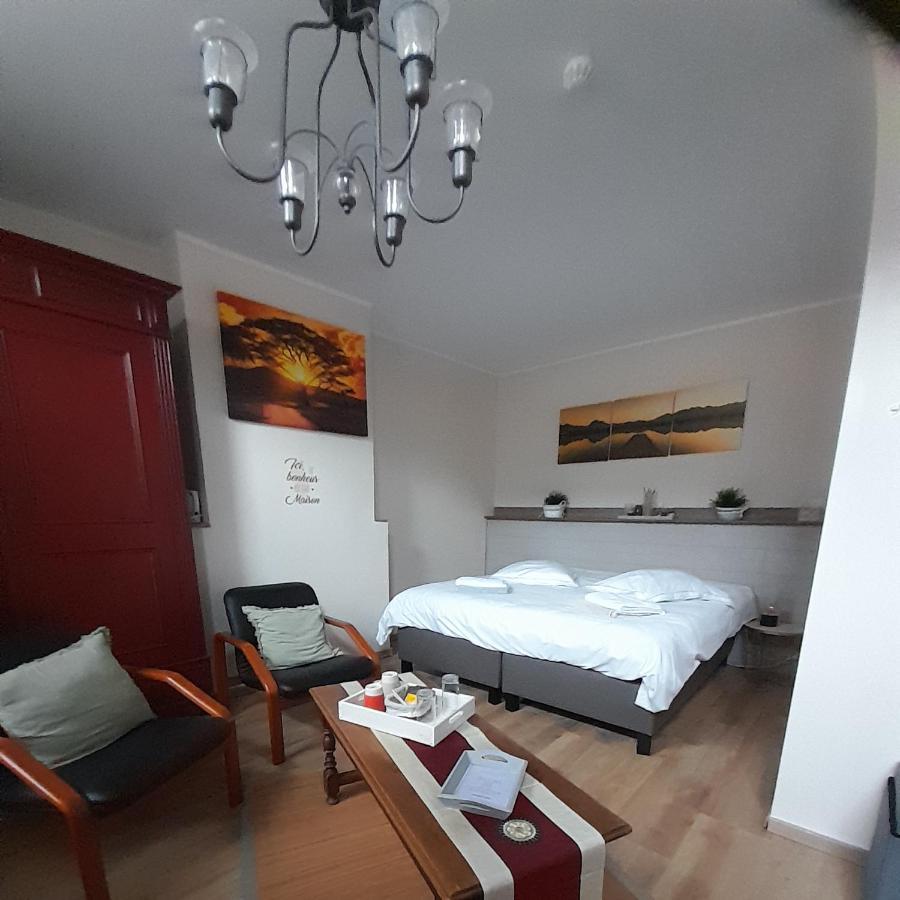 L'Hote Des Geants Ath Kültér fotó